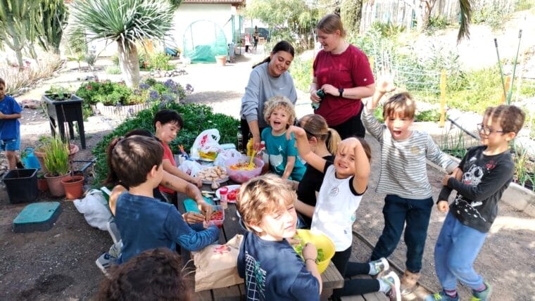 91ef8dc4-6c0a-4692-b90a-56bed3303911